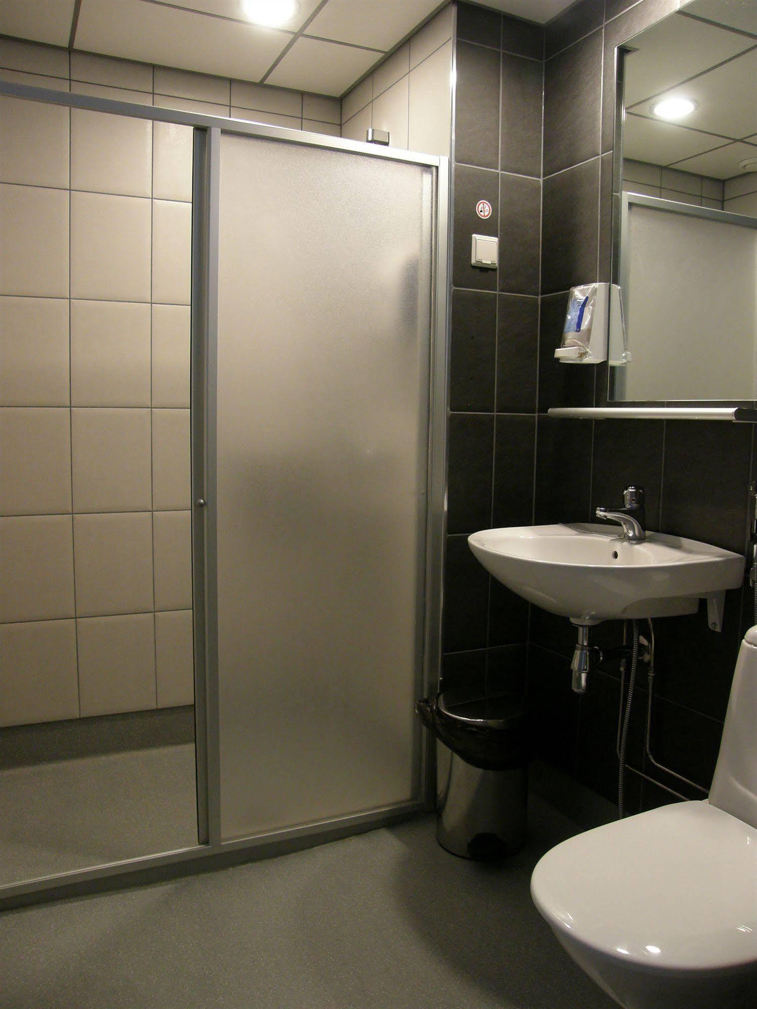 Hotel Uusikuu Mikkeli Bagian luar foto