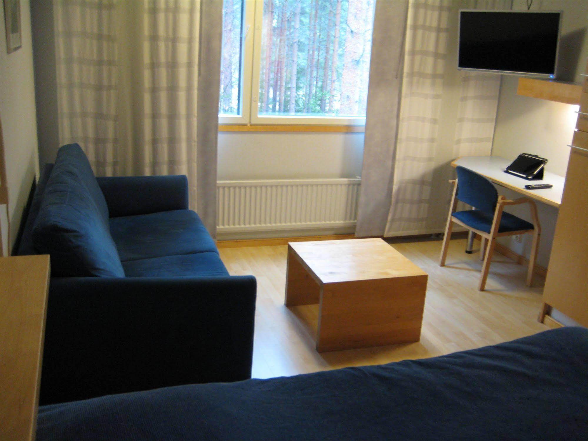 Hotel Uusikuu Mikkeli Bagian luar foto