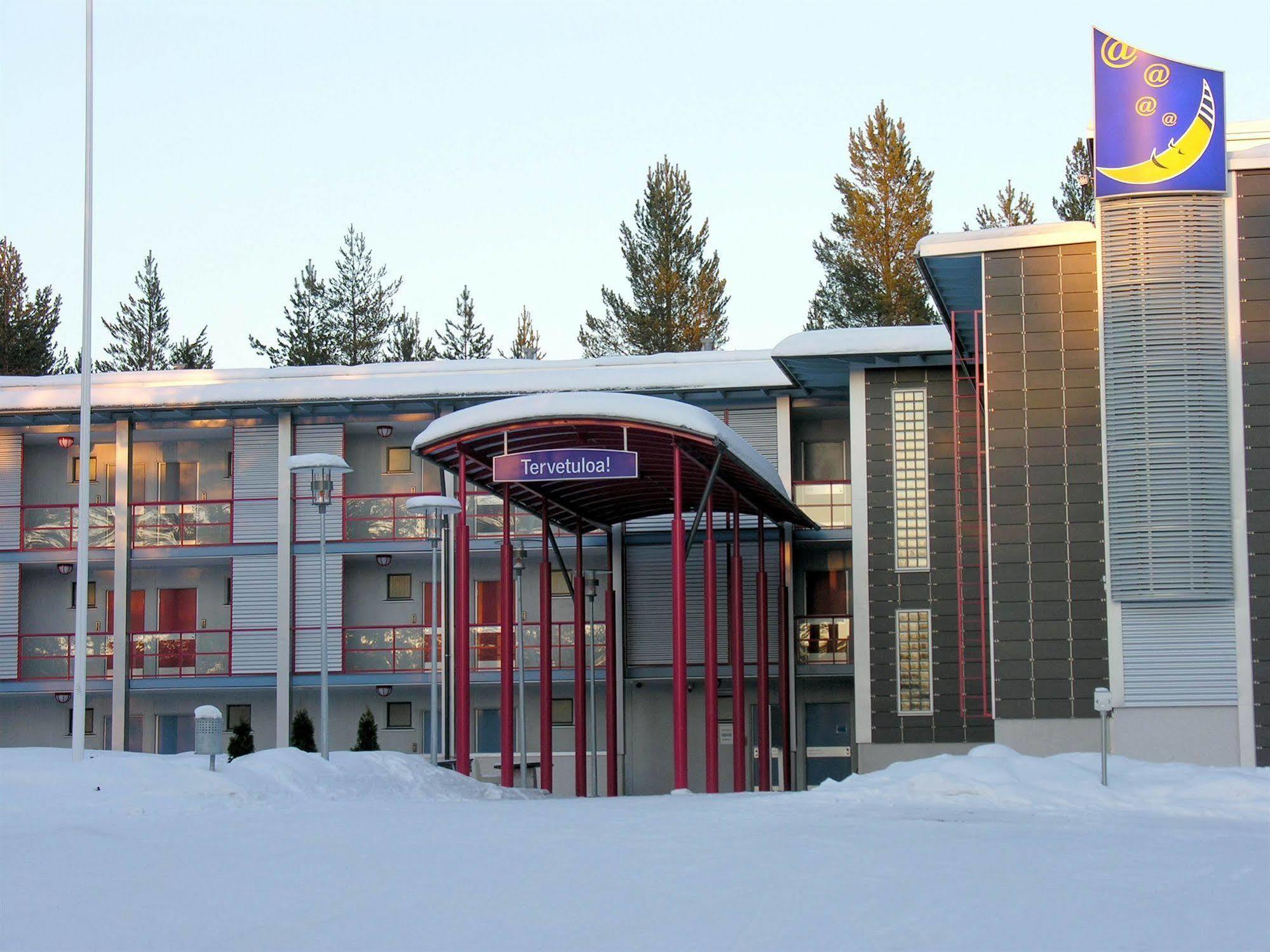 Hotel Uusikuu Mikkeli Bagian luar foto