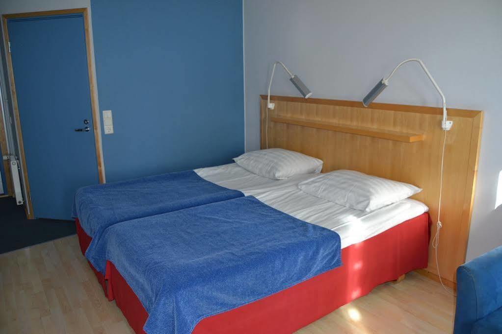 Hotel Uusikuu Mikkeli Bagian luar foto